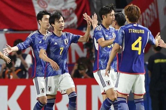 国产情侣在线播放