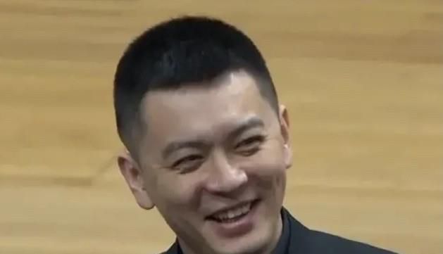 美女露身体